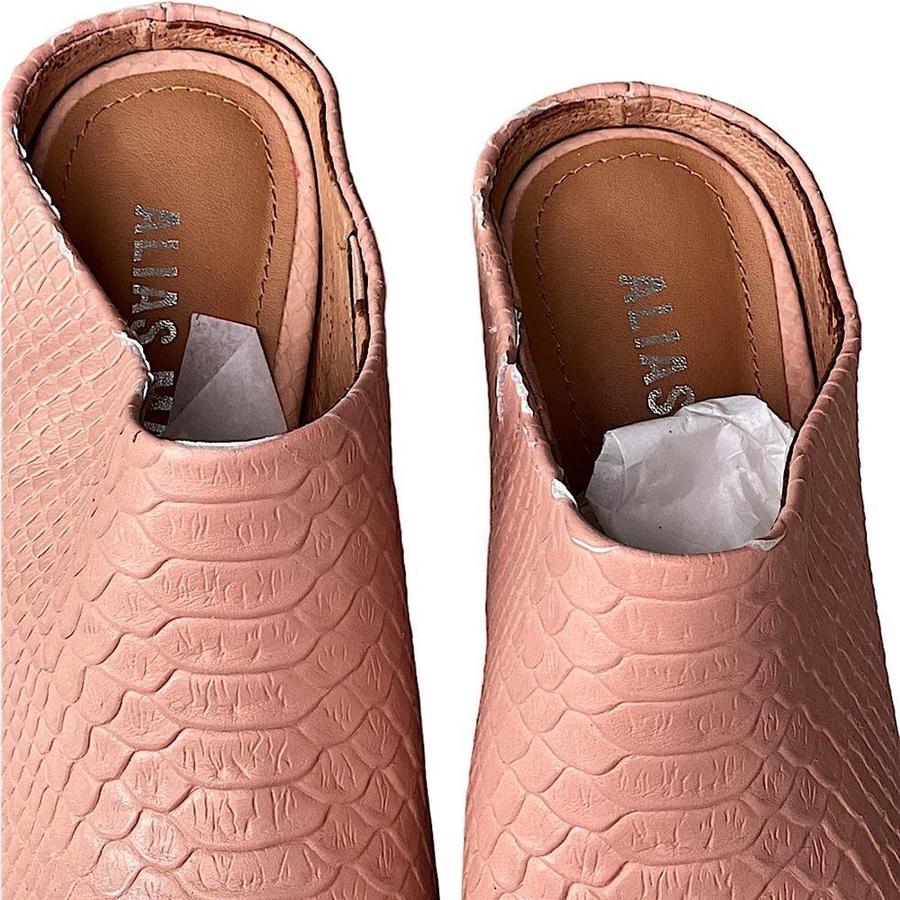 Alias Mae Rue Dusty Rose Snake Effect Leather Mid Heel Mule NWT - Picture 9 of 16